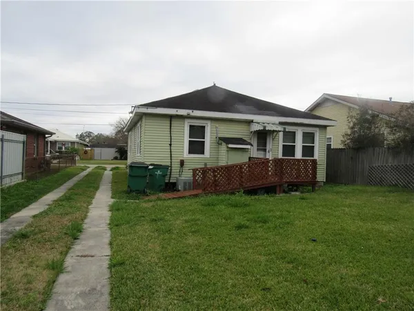 $1,500 | 605 Bellanger Street, Harvey, LA 70058