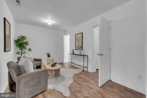 $399,900 | 7836 Canter Court, Severn, MD 21144