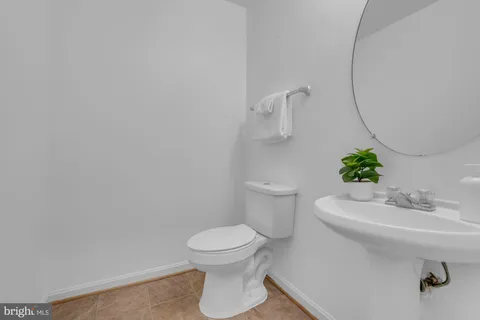 $399,900 | 7836 Canter Court, Severn, MD 21144