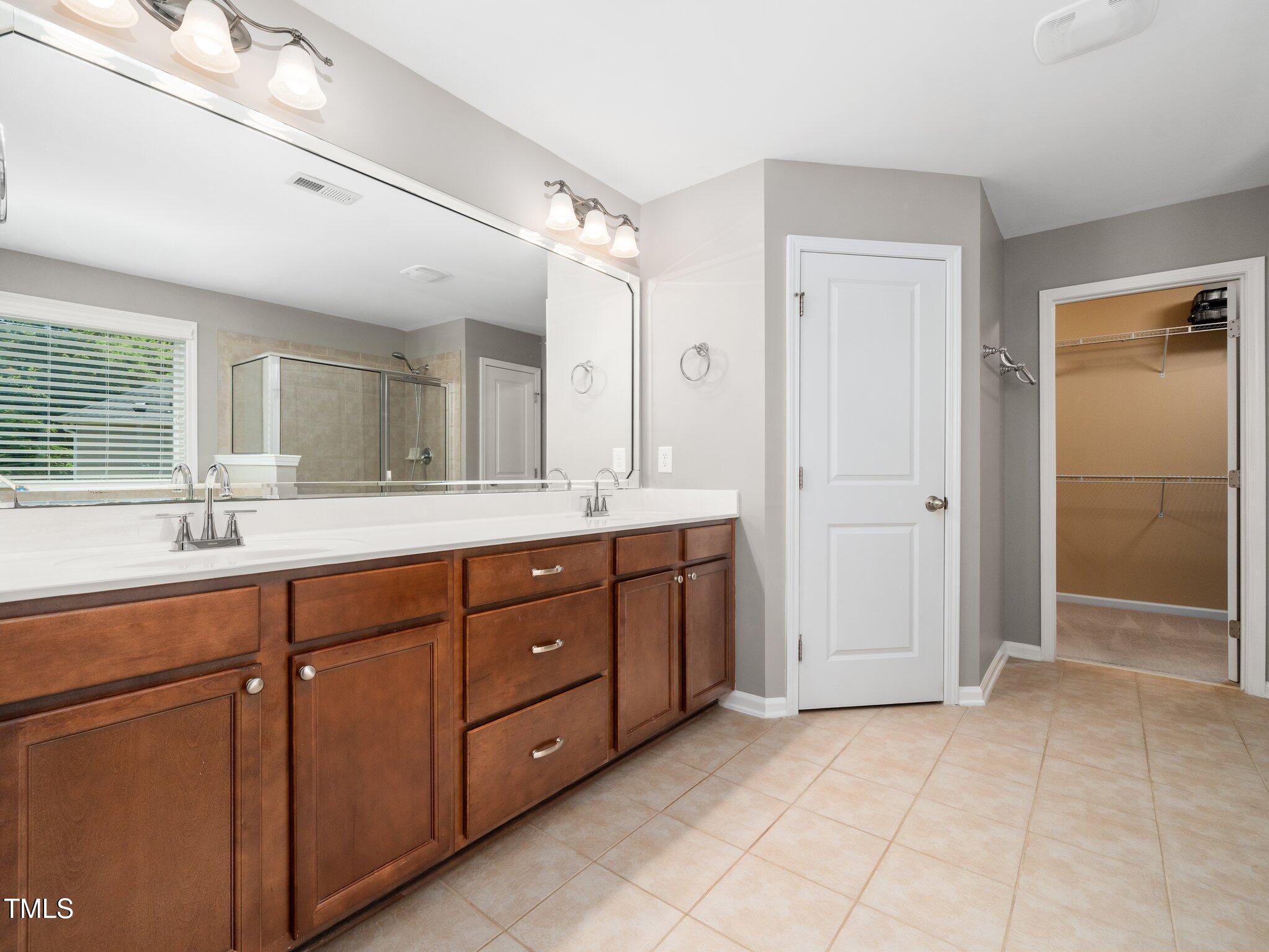 1719 Willowcrest Road Durham, NC 27703 - Photo 19 of 47 32-web-or-mls-1719 Willowcrest-119