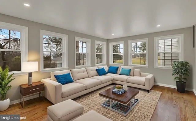 $625,000 | 2 Golf View Road, Camp Hill, PA 17011