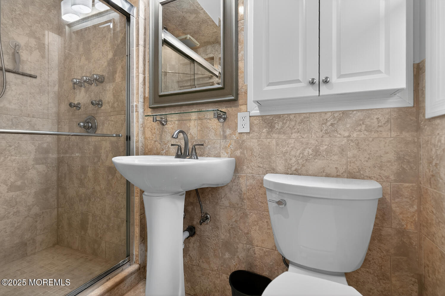 75 Harbor Green Circle Middletown, NJ 07701 - Photo 13 of 30 Full Bath