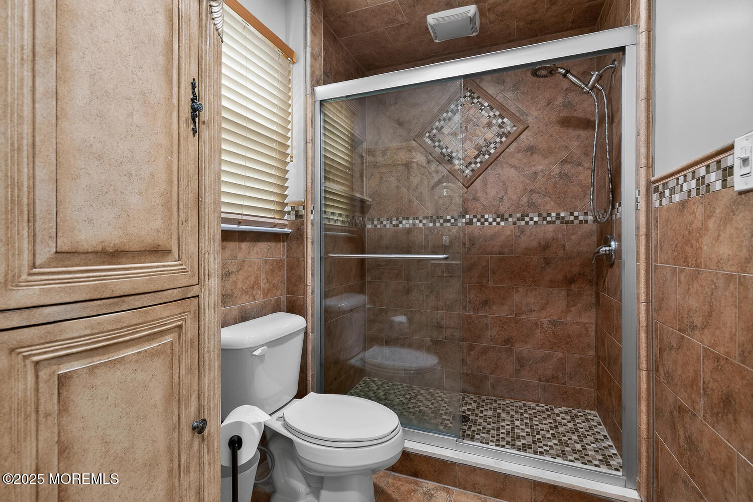 75 Harbor Green Circle Middletown, NJ 07701 - Photo 23 of 30 In Law Bath2