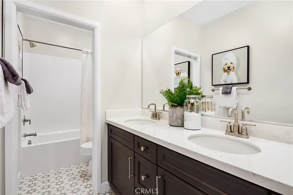 $1,210,815 | 2015 Woolem Place, Escondido, CA 92026