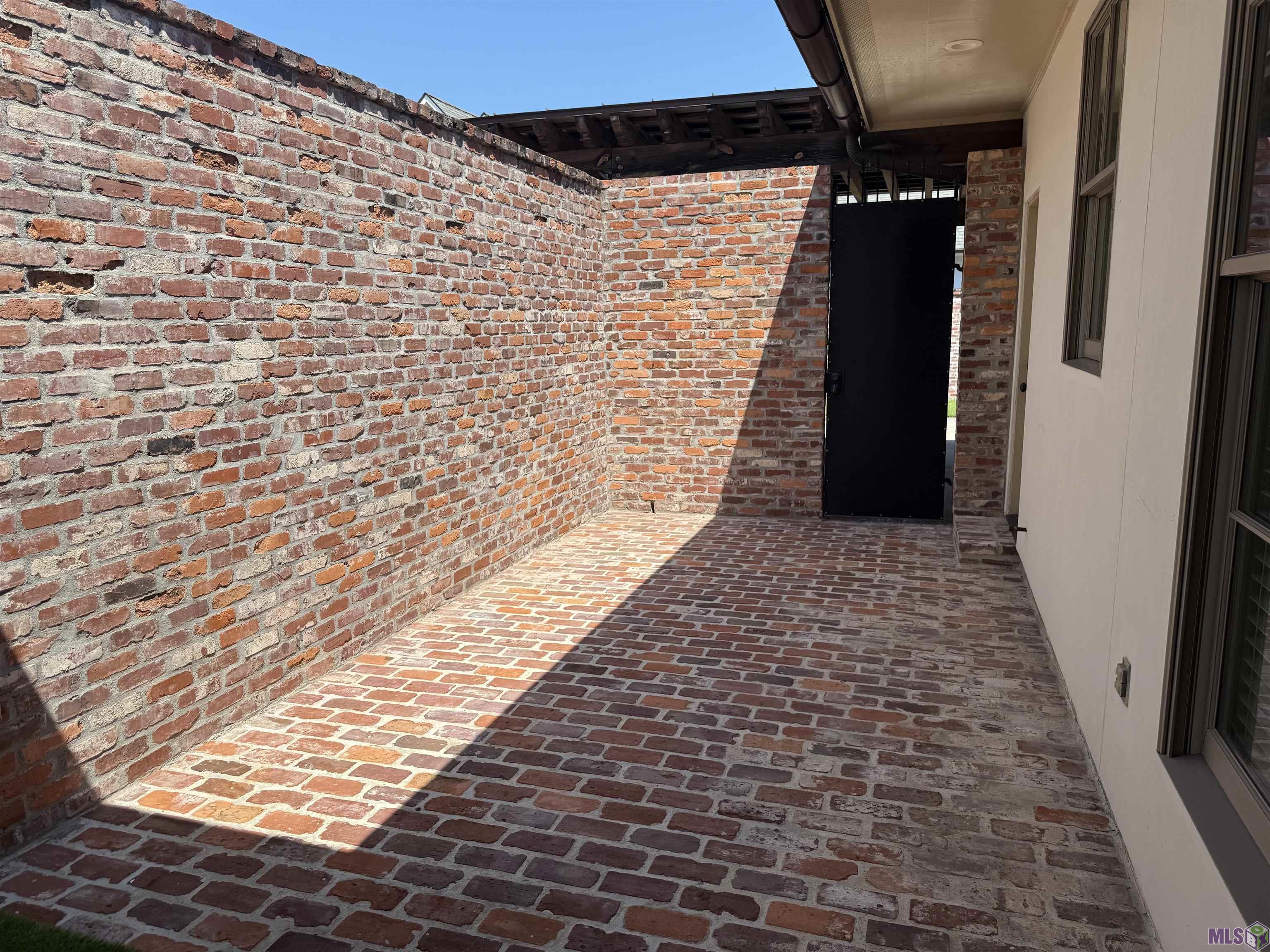 11523 Settlement Boulevard Baton Rouge, LA 70810 - Photo 7 of 18 Back Patio