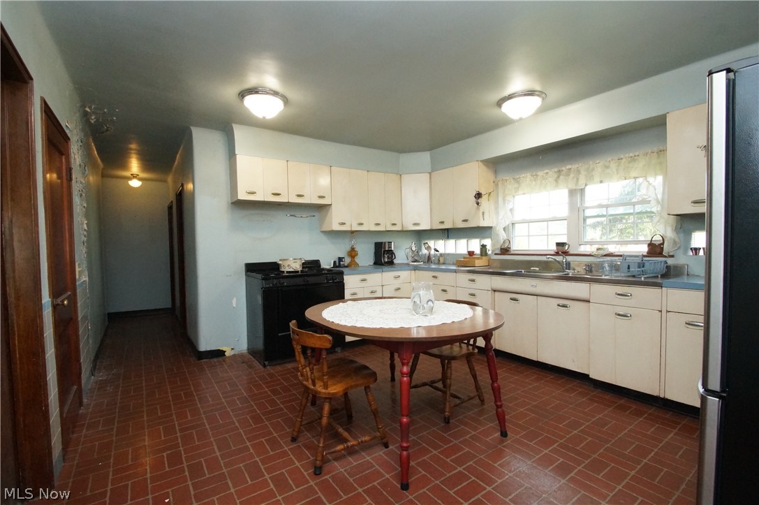 45310 Webster Road Wellington, OH 44090 - Photo 11 of 20 Gallery Image 11
