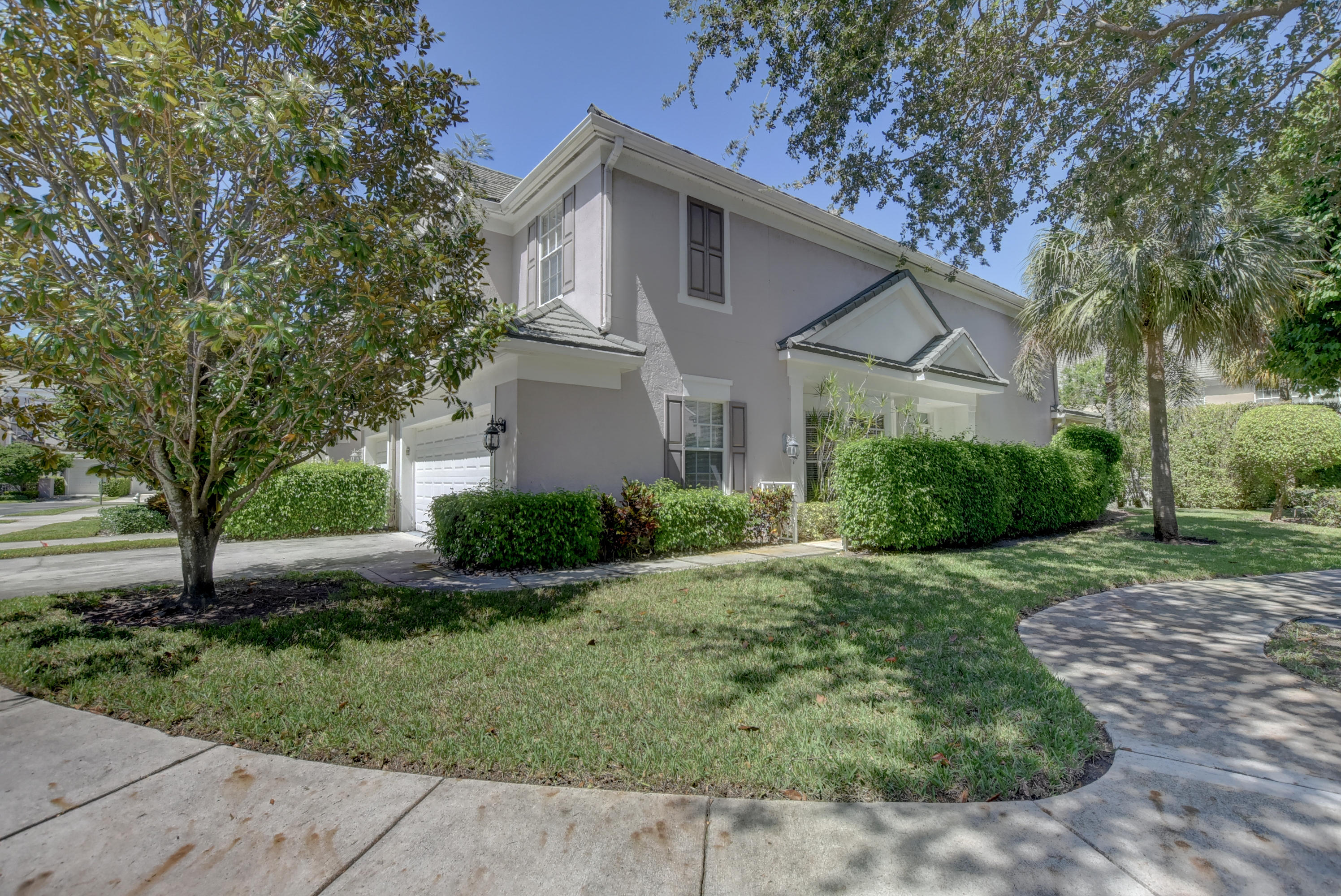 21539 St Andrews Grand Circle, Unit 42 Boca Raton, FL 33486 - Photo 2 of 46 Walk way to Front Door