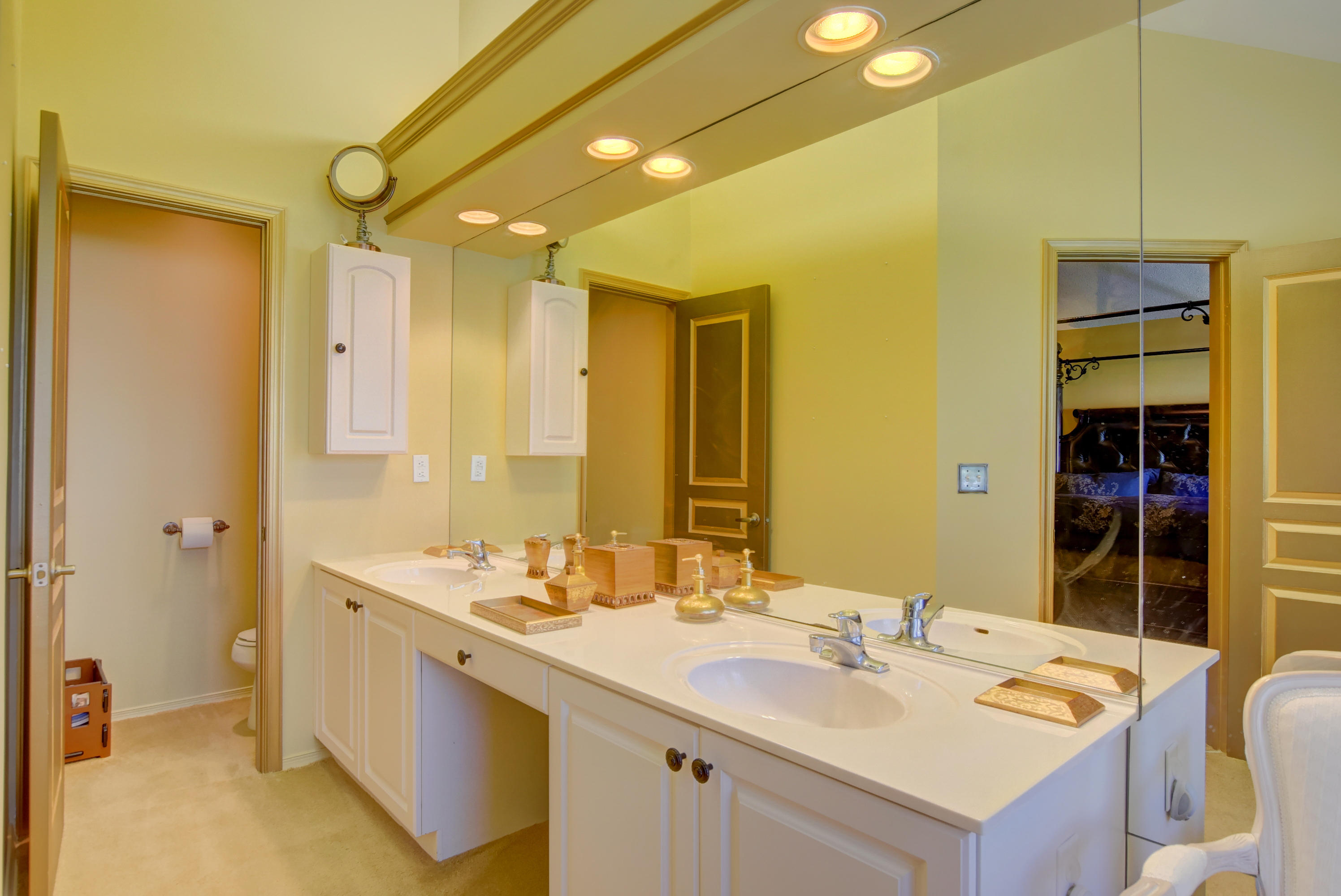 21539 St Andrews Grand Circle, Unit 42 Boca Raton, FL 33486 - Photo 31 of 46 Master Vanity