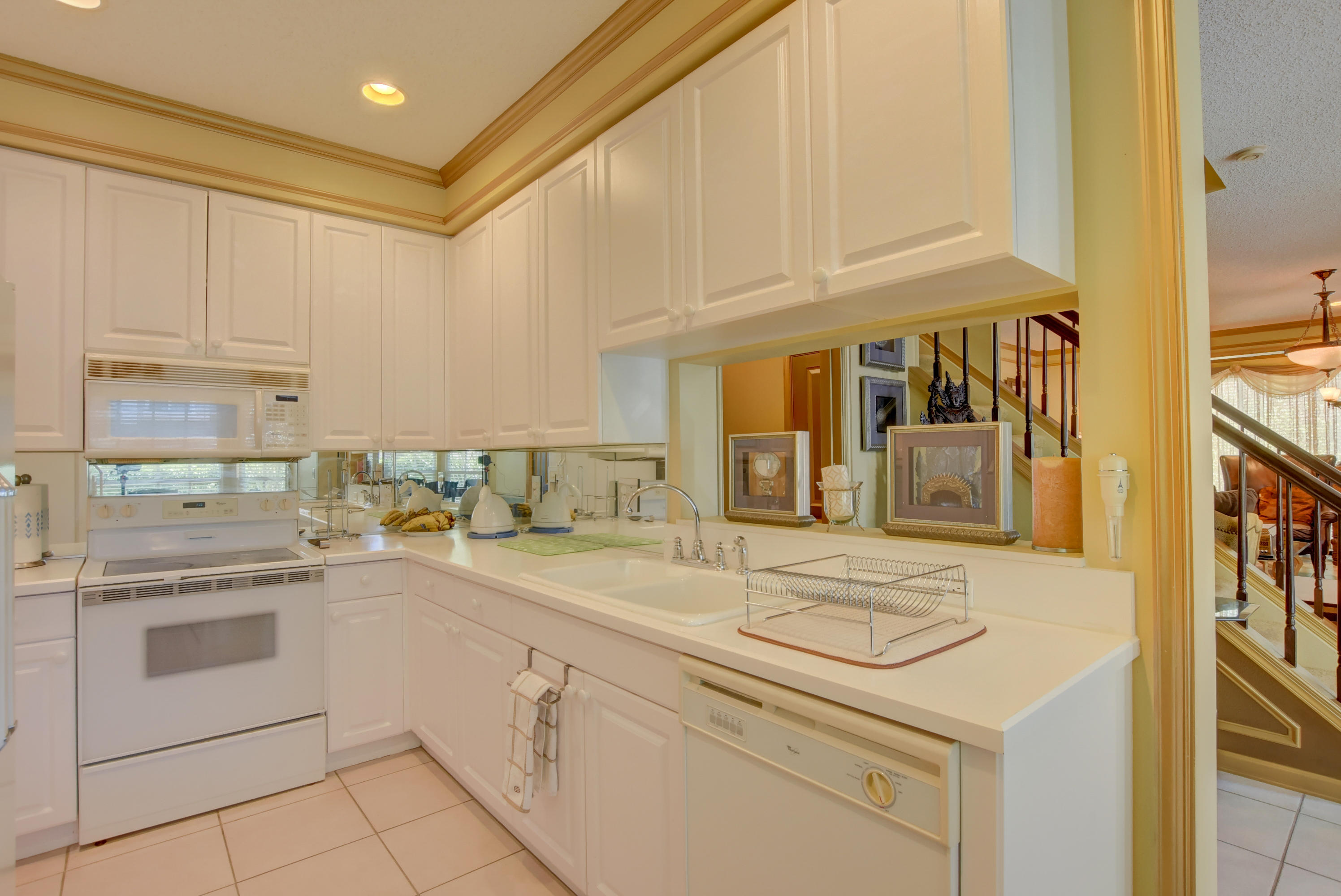 21539 St Andrews Grand Circle, Unit 42 Boca Raton, FL 33486 - Photo 5 of 46 Kitchen