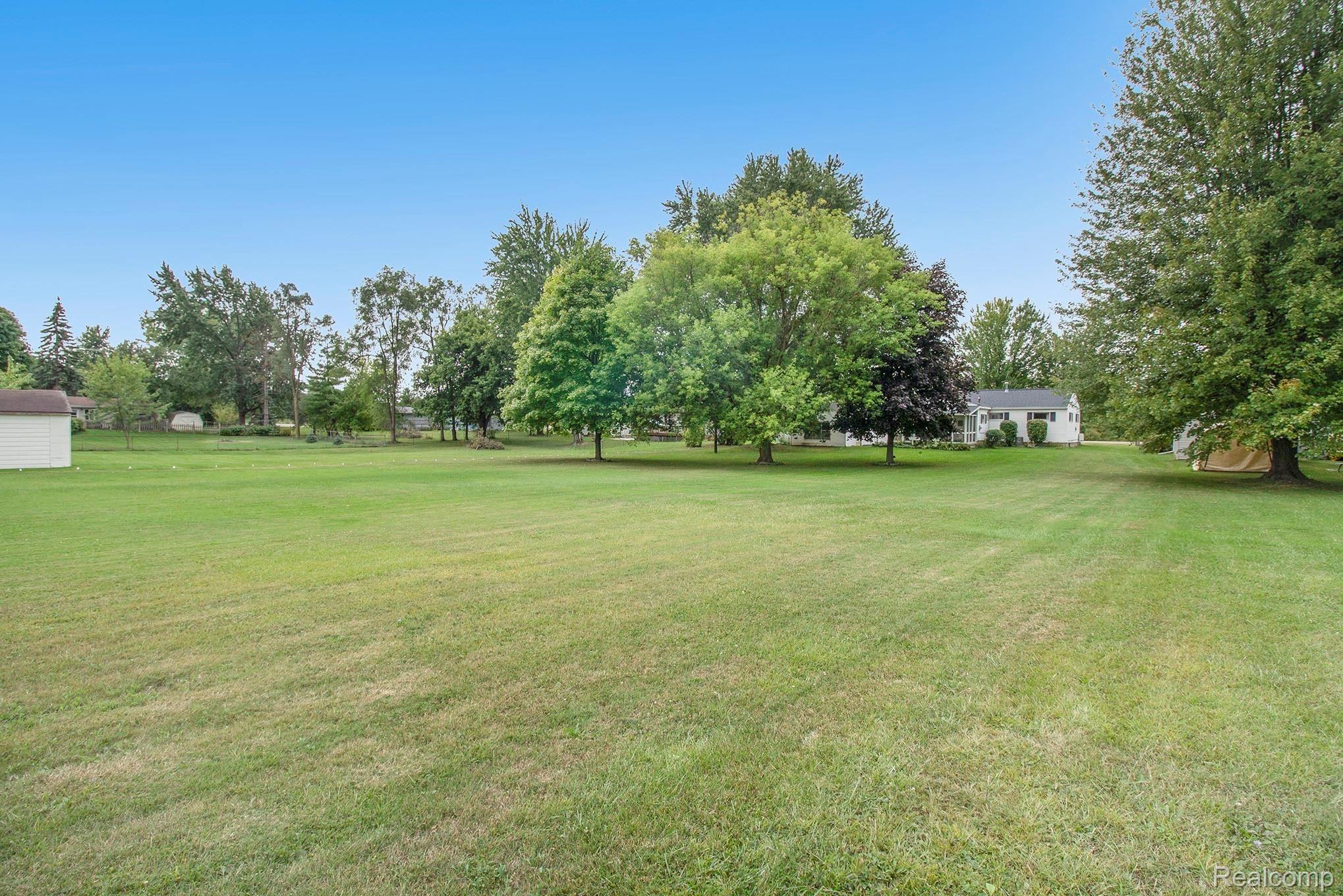 5531 Belsay Road Grand Blanc, MI 48439 - Photo 21 of 21 IMG_8859-.jpg