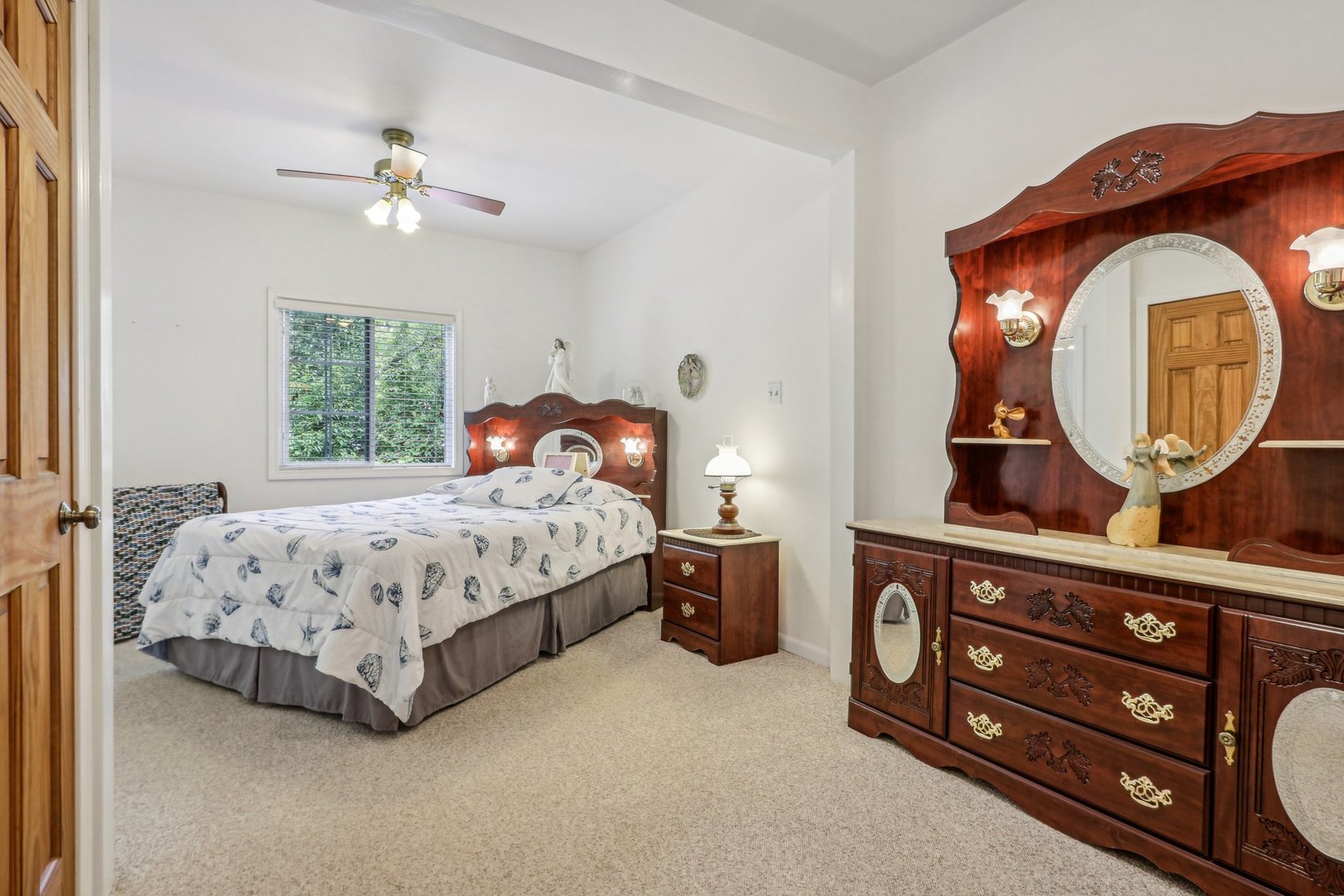 38332 Eighth Street Spring Grove, IL 60081 - Photo 11 of 37 Gallery Image 11