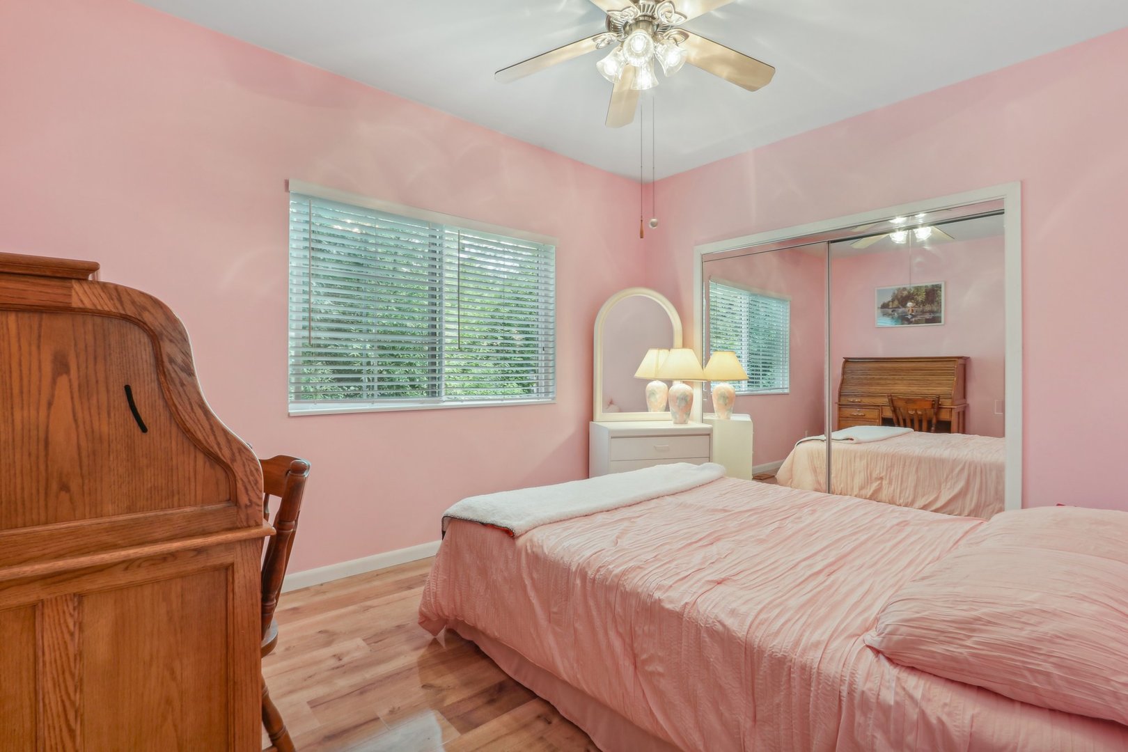38332 Eighth Street Spring Grove, IL 60081 - Photo 18 of 37 Gallery Image 18