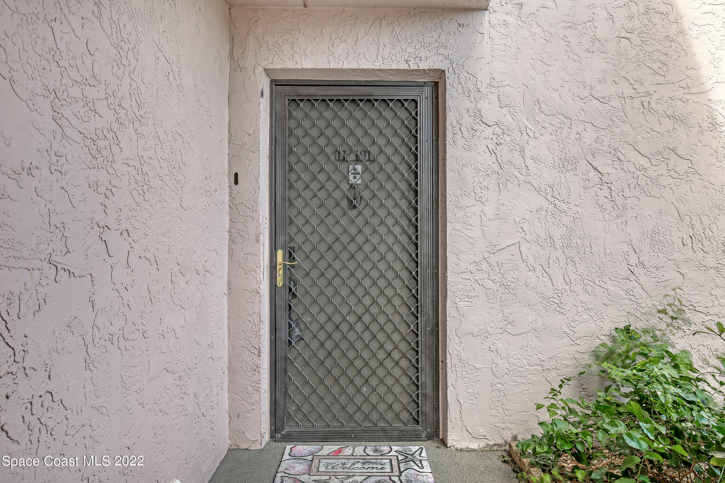 2727 North Wickham Road, Unit 10111 Melbourne, FL 32935 - Photo 4 of 32 2727 N Wickham Unit 101-11 (4)