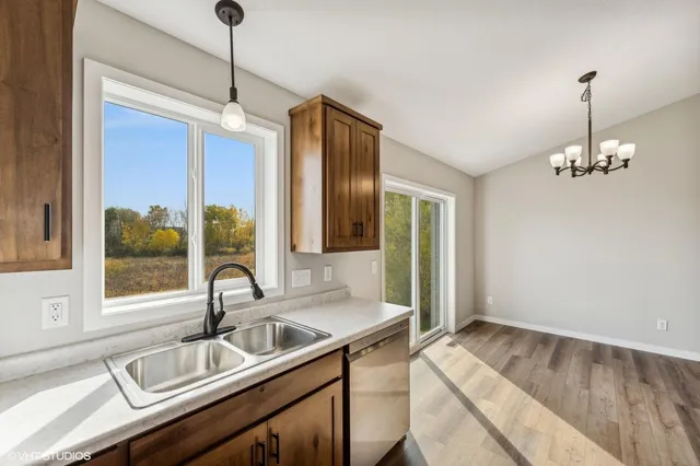 $439,000 | 5367 114th Avenue, Clear Lake, MN 55319