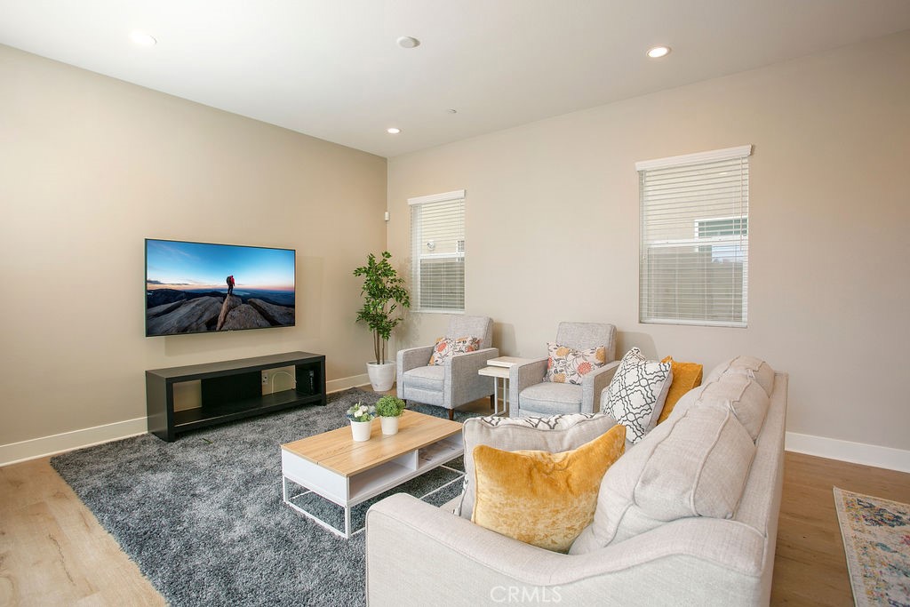 233 Follyhatch Irvine, CA 92618 - Photo 14 of 22