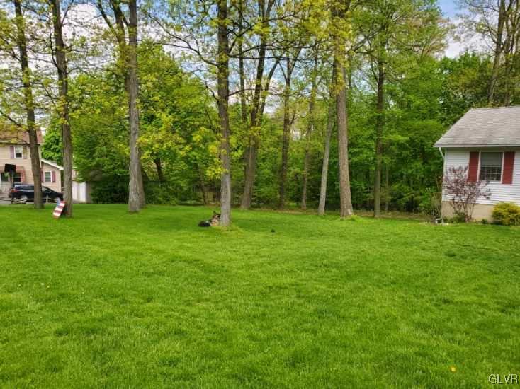 767 Locke Heights Road Bangor, PA 18013 - Photo 6 of 22 Gallery Image 6