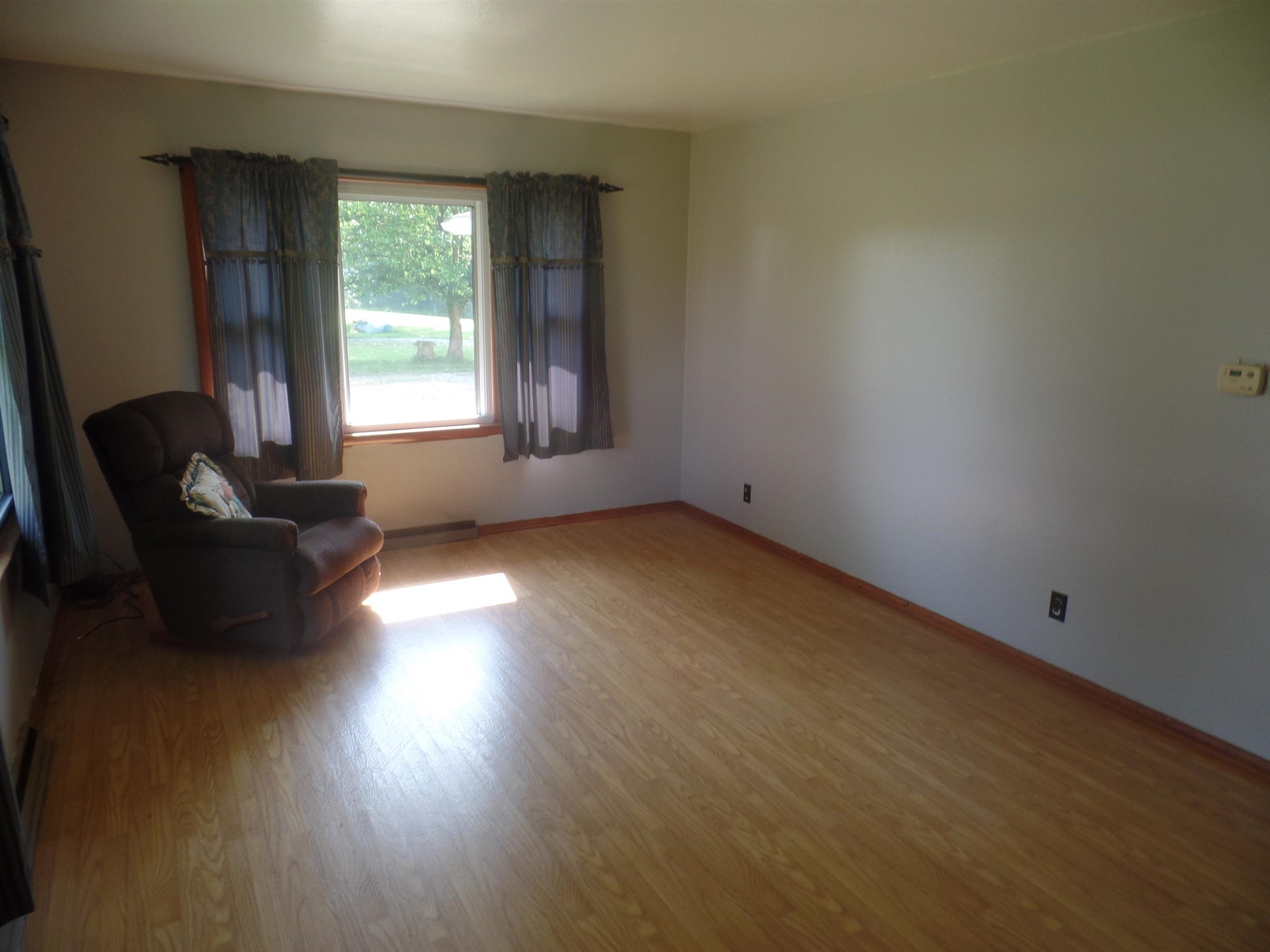 904 East Bradfield Road Bloomfield, IN 47424 - Photo 2 of 21 Gallery Image 2