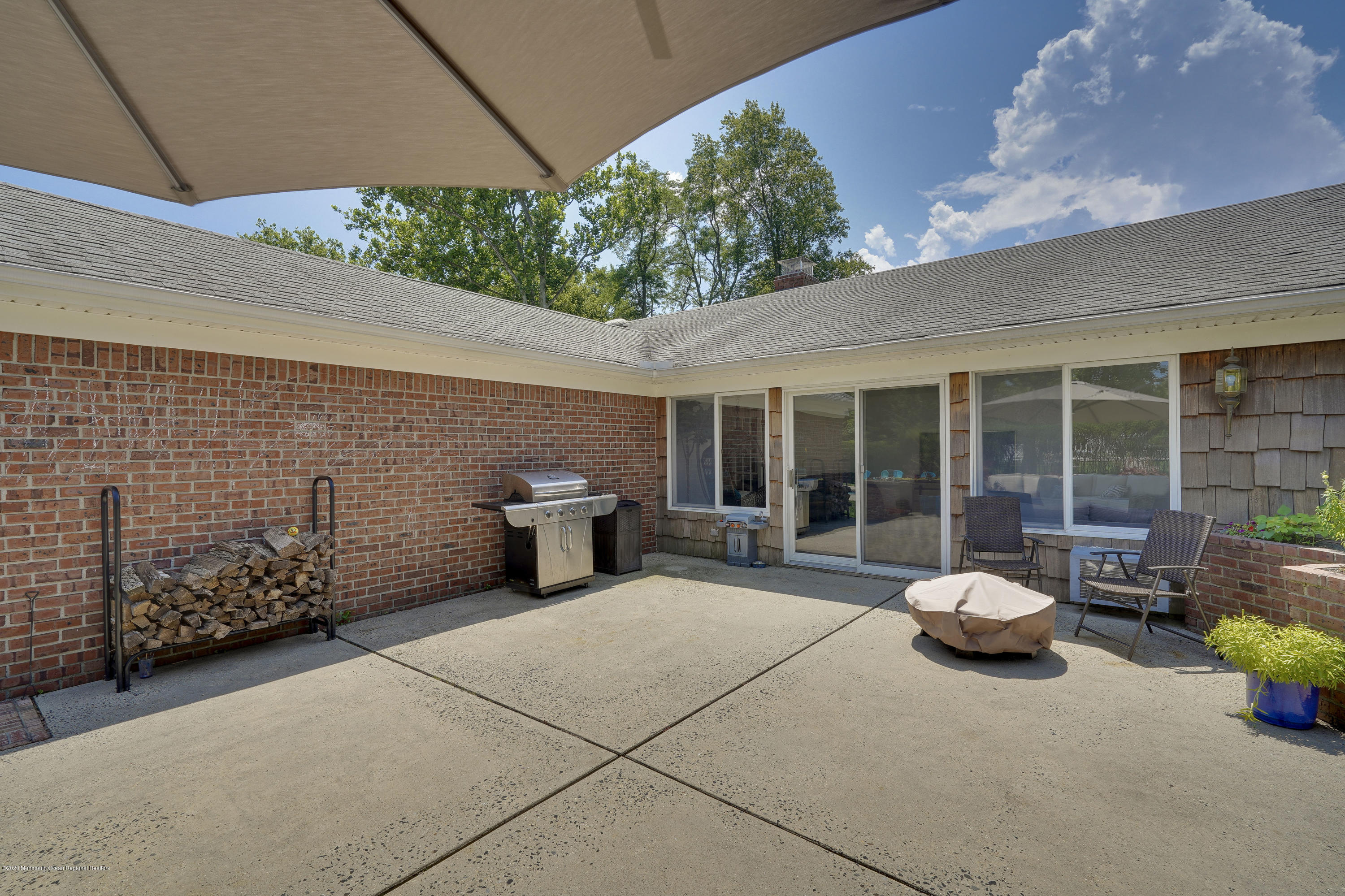 22 Mitchell Place Little Silver, NJ 07739 - Photo 11 of 68 011_ros00266-ros00270