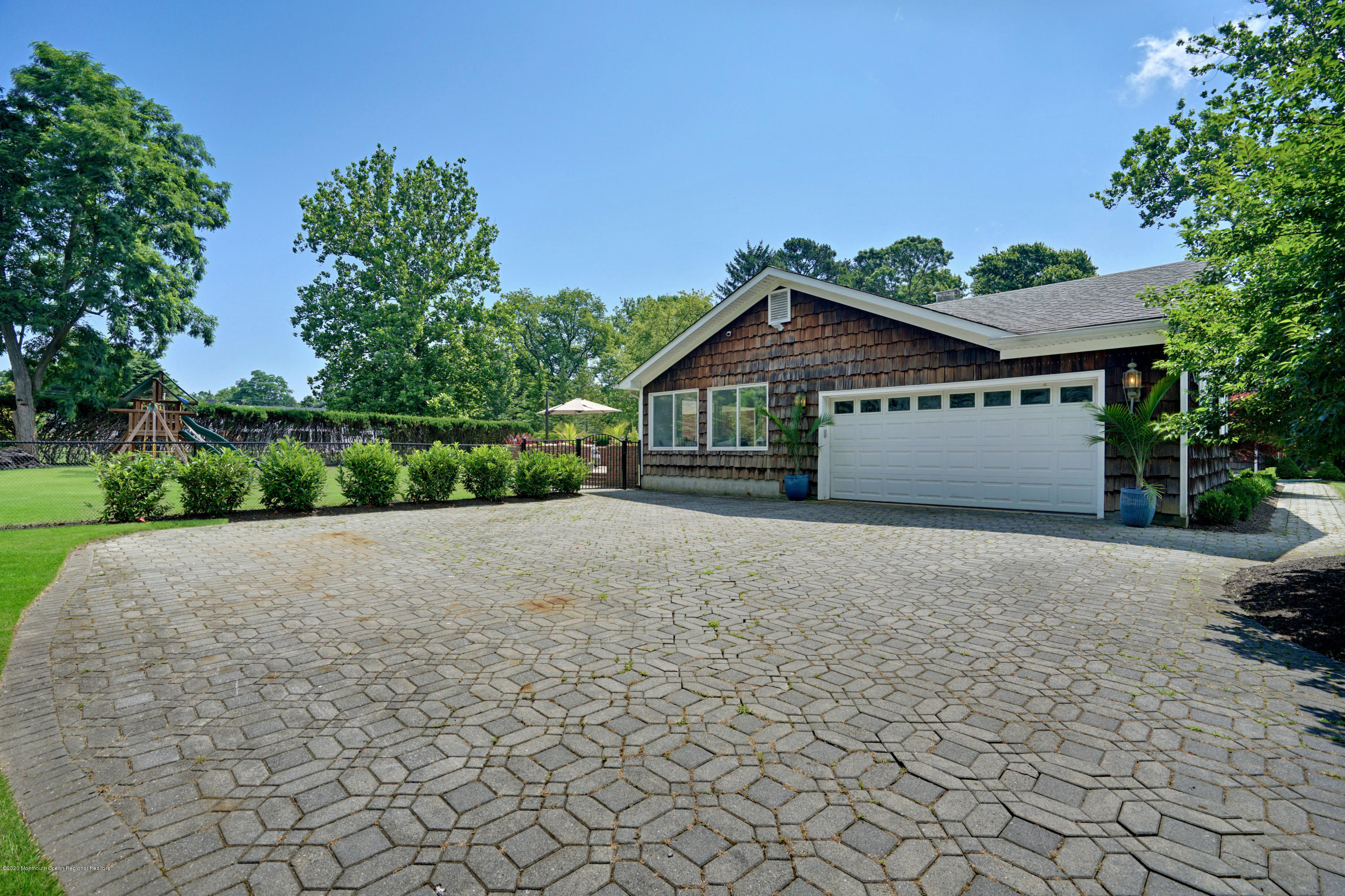 22 Mitchell Place Little Silver, NJ 07739 - Photo 8 of 68 008_dsc05727-dsc05731_1