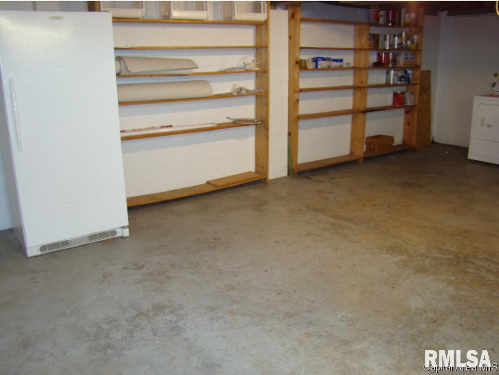 3420 South College Street Springfield, IL 62703 - Photo 14 of 16