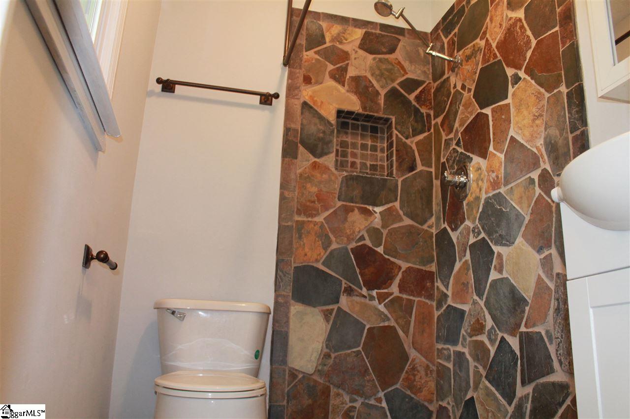 203 West Roper Road Easley, SC 29640 - Photo 15 of 21