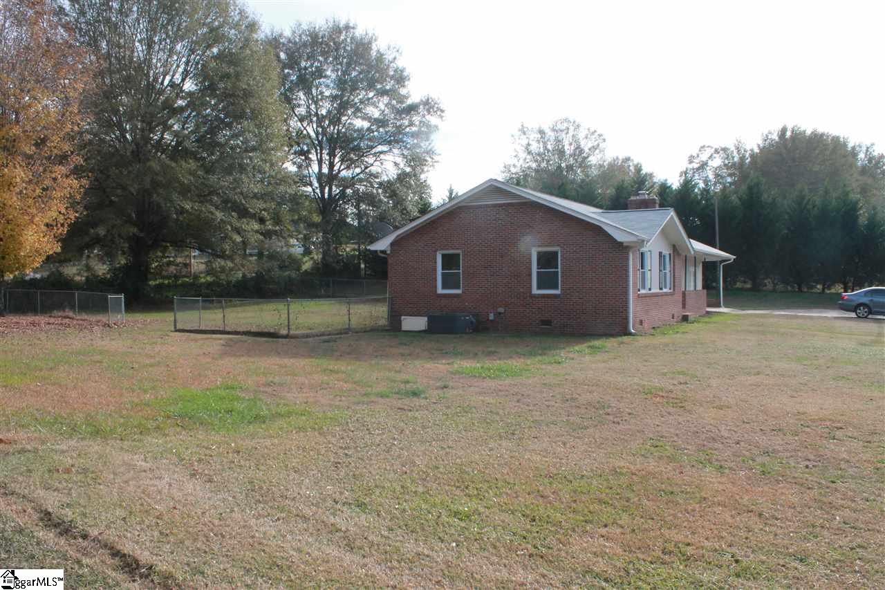 203 West Roper Road Easley, SC 29640 - Photo 18 of 21