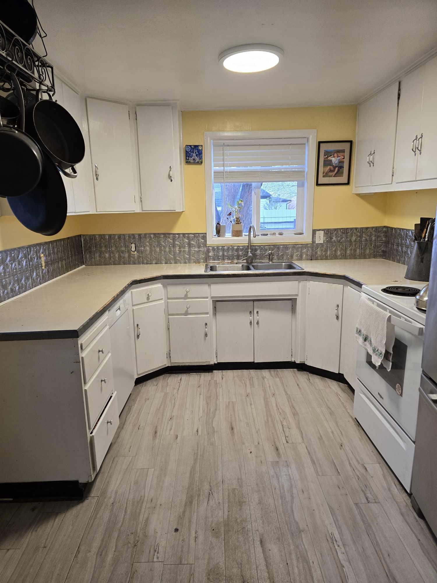 638 34 Road Clifton, CO 81520 - Photo 2 of 7 Gallery Image 2