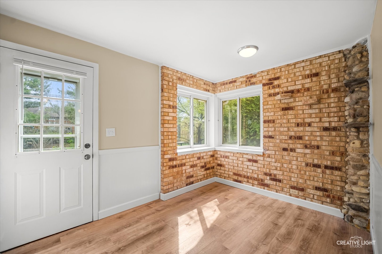 6110 Hilly Way Cary, IL 60013 - Photo 9 of 16