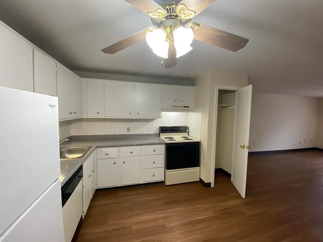 $1,907 | 99 Powers Street, Unit 146, Milford, NH 03055