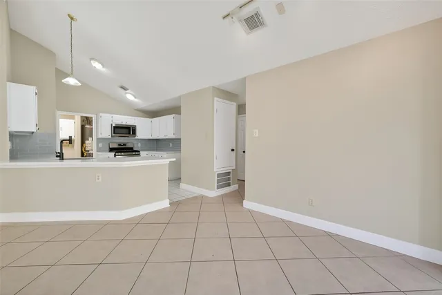 $300,000 | 2238 Sentinal Oaks Street, Sugar Land, TX 77478