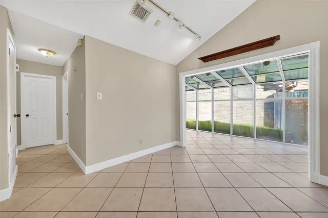 $300,000 | 2238 Sentinal Oaks Street, Sugar Land, TX 77478