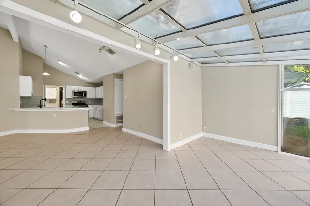 $300,000 | 2238 Sentinal Oaks Street, Sugar Land, TX 77478