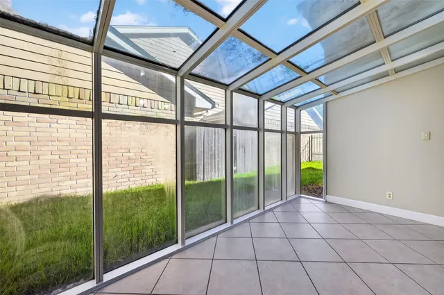 $300,000 | 2238 Sentinal Oaks Street, Sugar Land, TX 77478