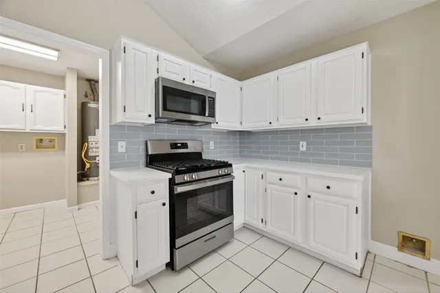 $300,000 | 2238 Sentinal Oaks Street, Sugar Land, TX 77478