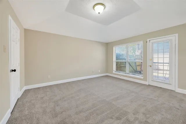 $300,000 | 2238 Sentinal Oaks Street, Sugar Land, TX 77478