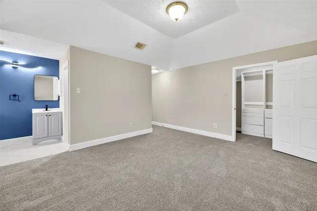 $300,000 | 2238 Sentinal Oaks Street, Sugar Land, TX 77478