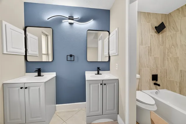 $300,000 | 2238 Sentinal Oaks Street, Sugar Land, TX 77478