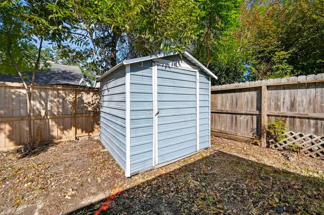 $300,000 | 2238 Sentinal Oaks Street, Sugar Land, TX 77478