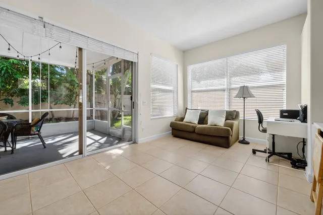 $649,000 | 162 East Hampton Way, Jupiter, FL 33458