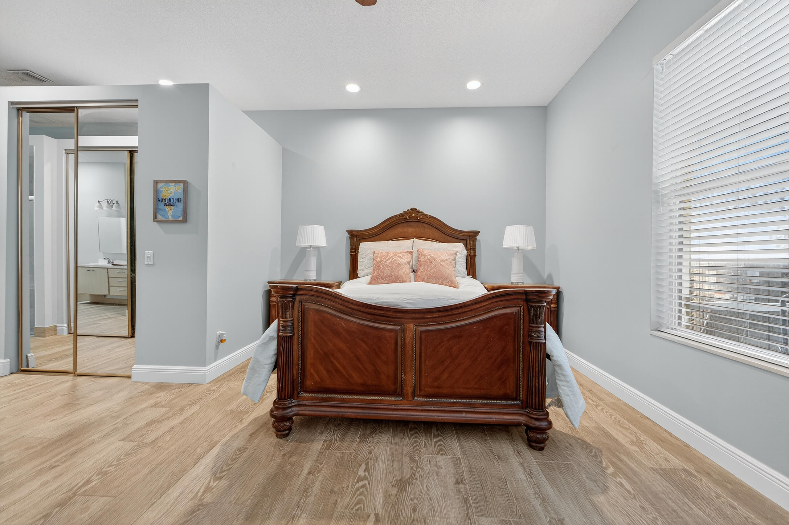 162 East Hampton Way Jupiter, FL 33458 - Photo 20 of 57 015_101425-181