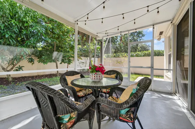 $649,000 | 162 East Hampton Way, Jupiter, FL 33458