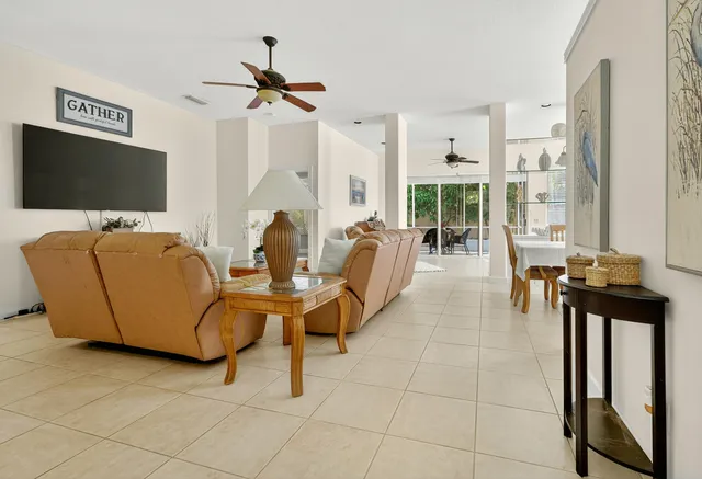 $649,000 | 162 East Hampton Way, Jupiter, FL 33458