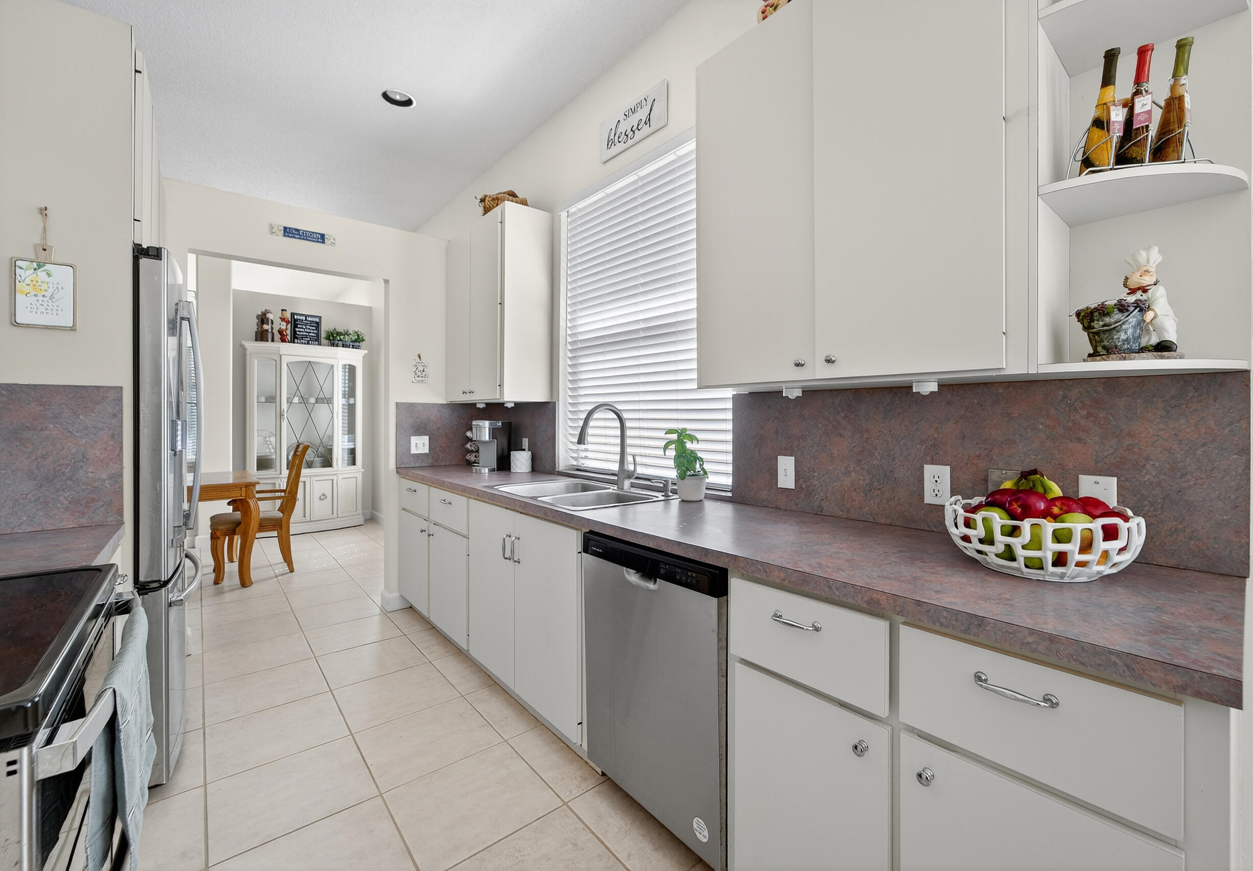 162 East Hampton Way Jupiter, FL 33458 - Photo 10 of 57 068_101425-71