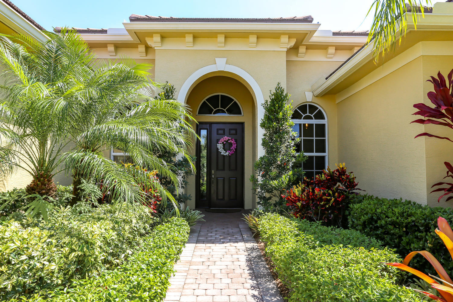 336 Southwest Lost River Road Stuart, FL 34997 - Photo 5 of 39 3