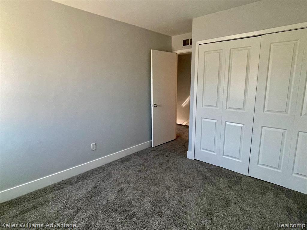 23594 North Rockledge Novi, MI 48375 - Photo 14 of 22