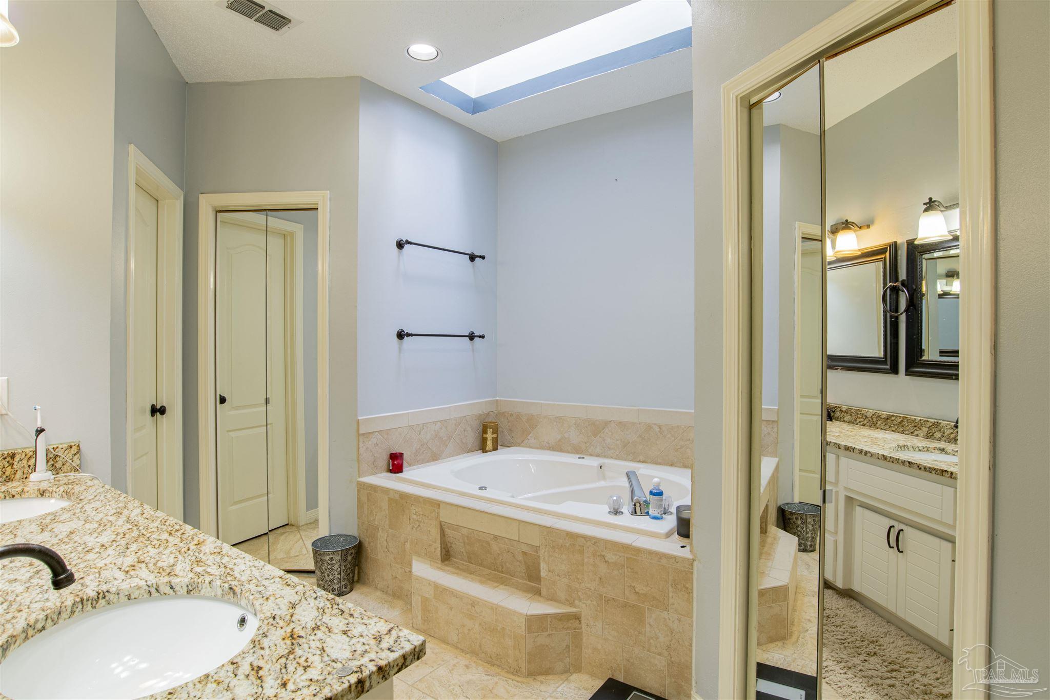 1515 Muirfield Road Cantonment, FL 32533 - Photo 17 of 32 Gallery Image 17