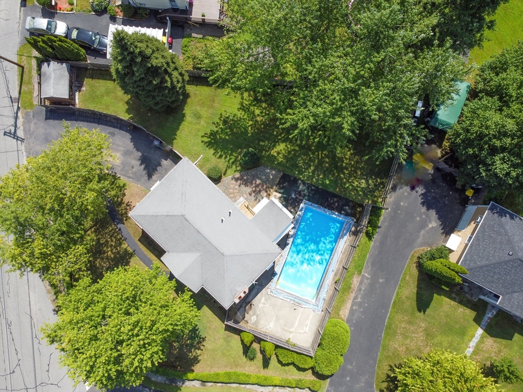 71 Plymouth Road Bellingham, MA 02019 - Photo 15 of 16 Gallery Image 15