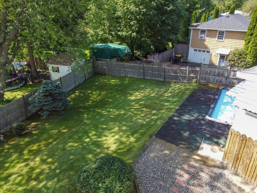 71 Plymouth Road Bellingham, MA 02019 - Photo 5 of 16 Gallery Image 5