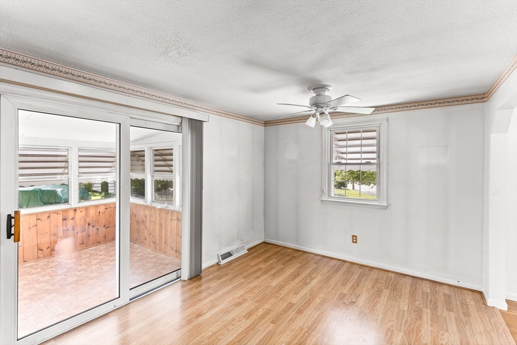 71 Plymouth Road Bellingham, MA 02019 - Photo 7 of 16 Gallery Image 7