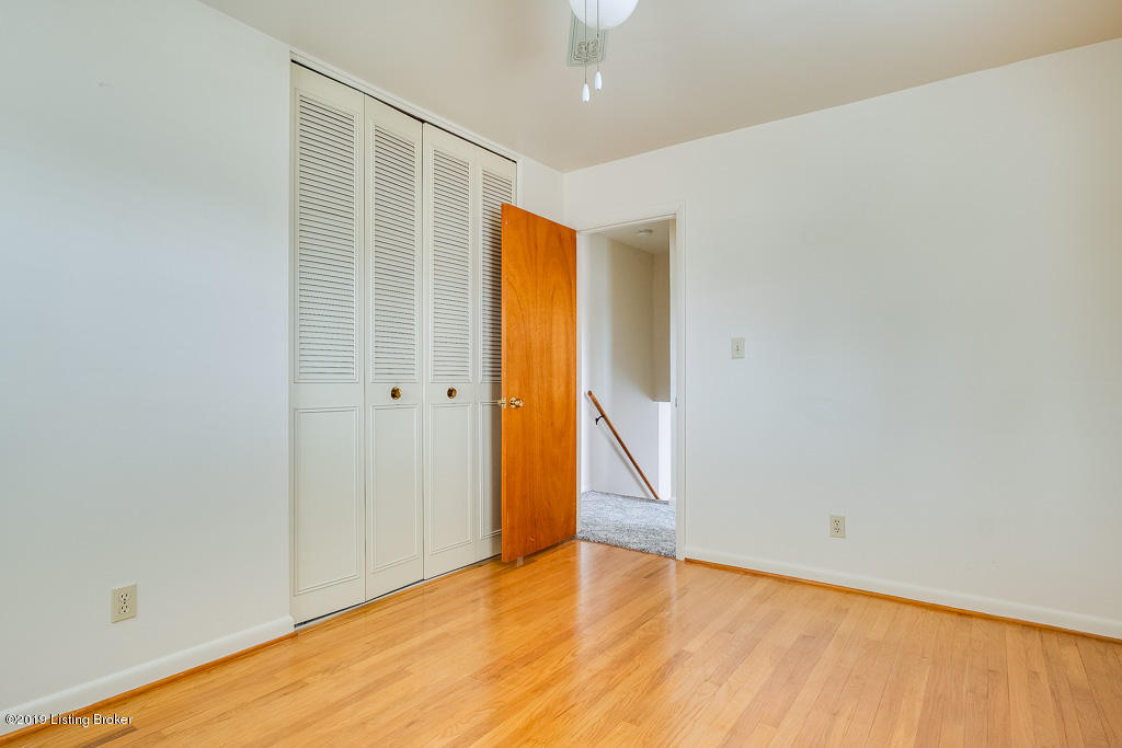 9208 Waltlee Road Louisville, KY 40291 - Photo 31 of 36 untitled-29